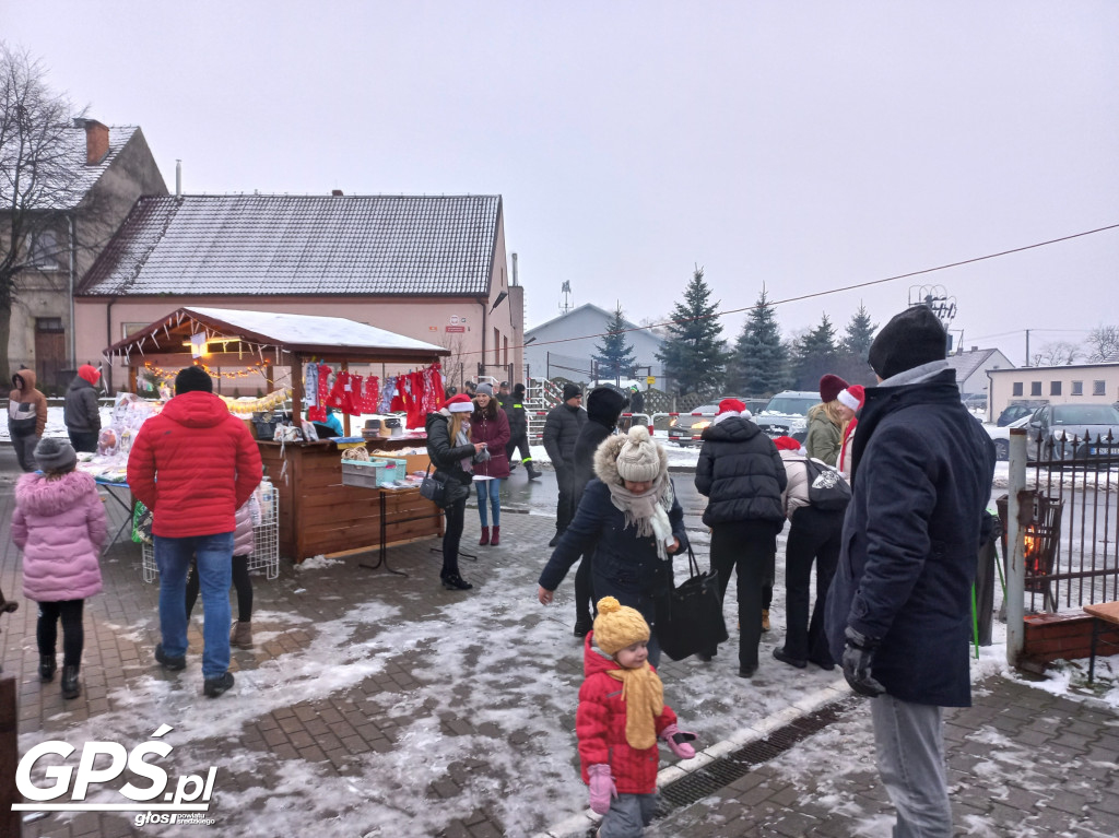 VII zapalenie choinki w Pięczkowie
