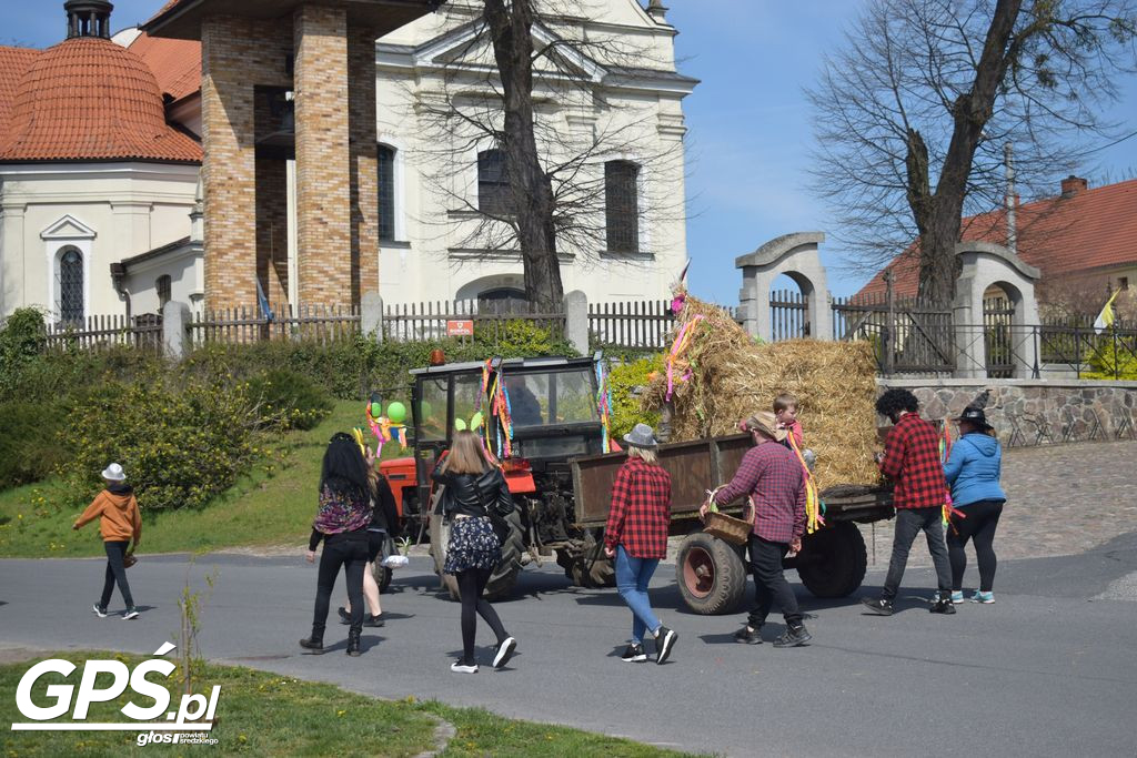 Korowód Siwka w Winnej Górze