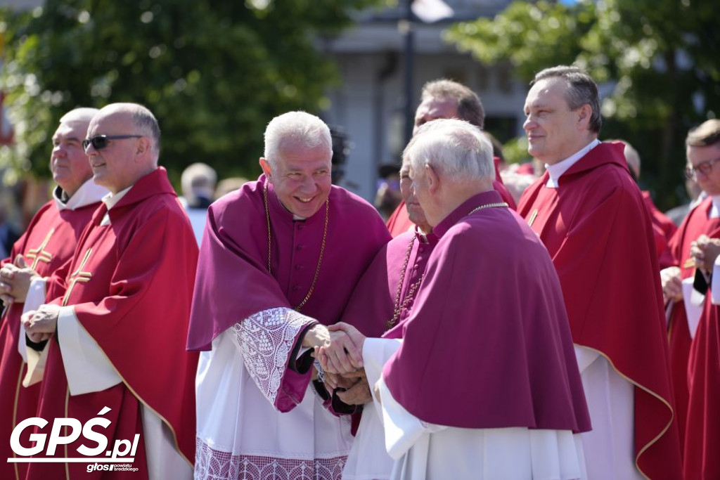 Ogłoszenie tytułu Bazyliki Mniejszej cz. 1