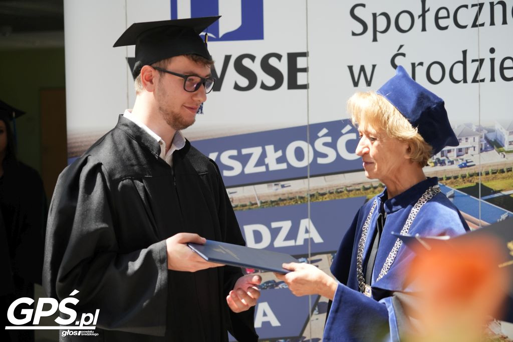 Absolutorium studiów licencjackich