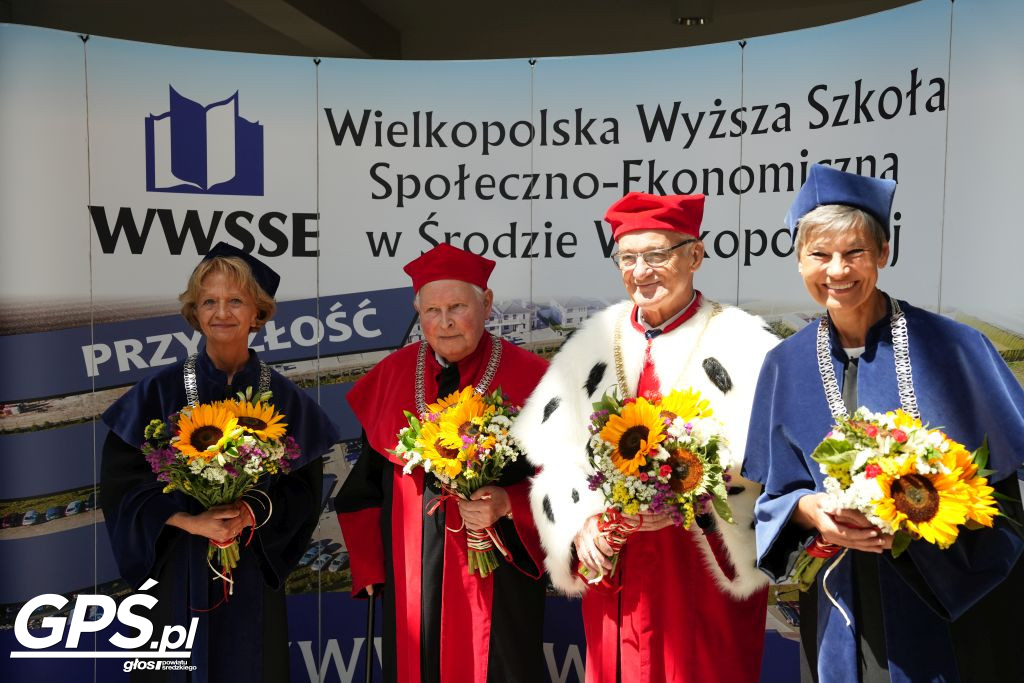 Absolutorium studiów licencjackich