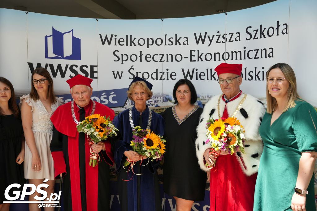Absolutorium studiów licencjackich