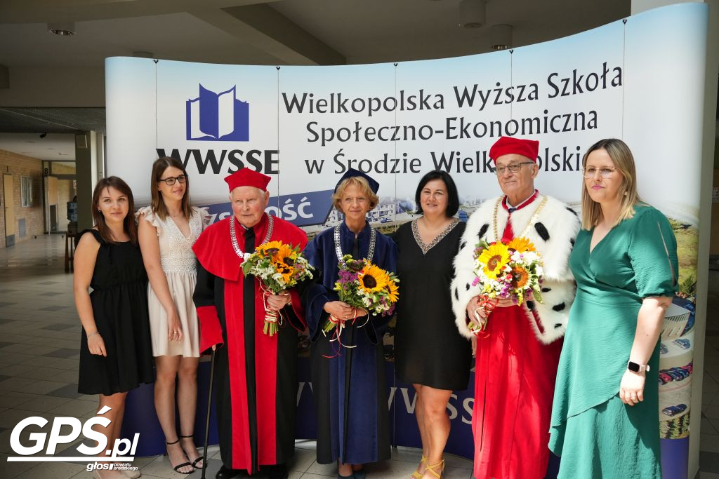 Absolutorium studiów licencjackich