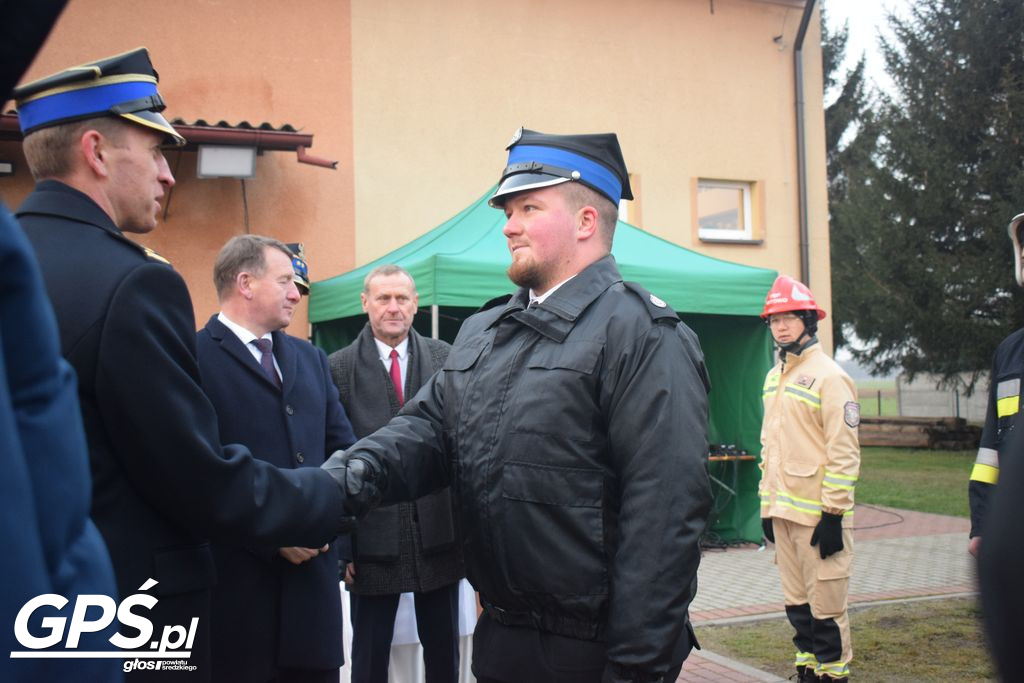 Przekazanie samochodu dla OSP Witowo