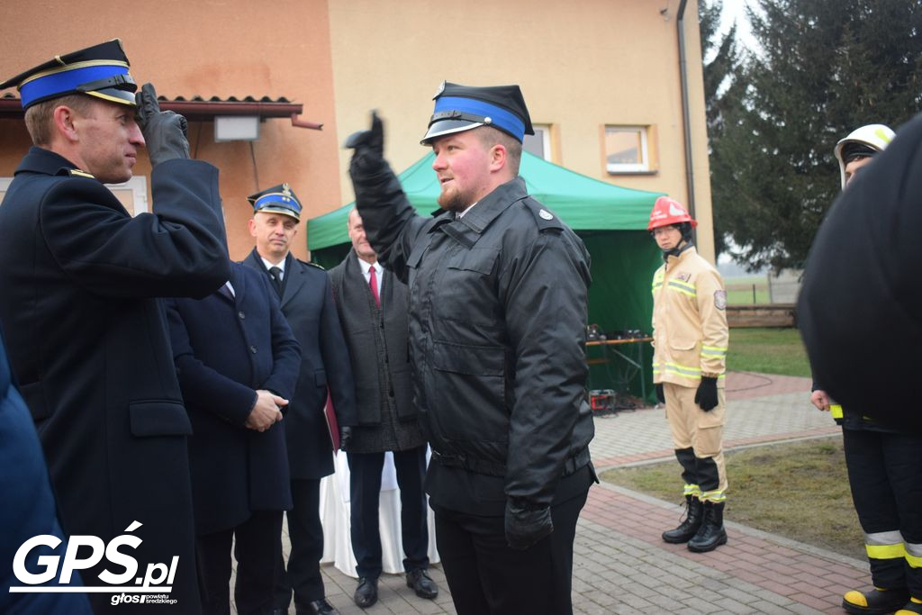 Przekazanie samochodu dla OSP Witowo