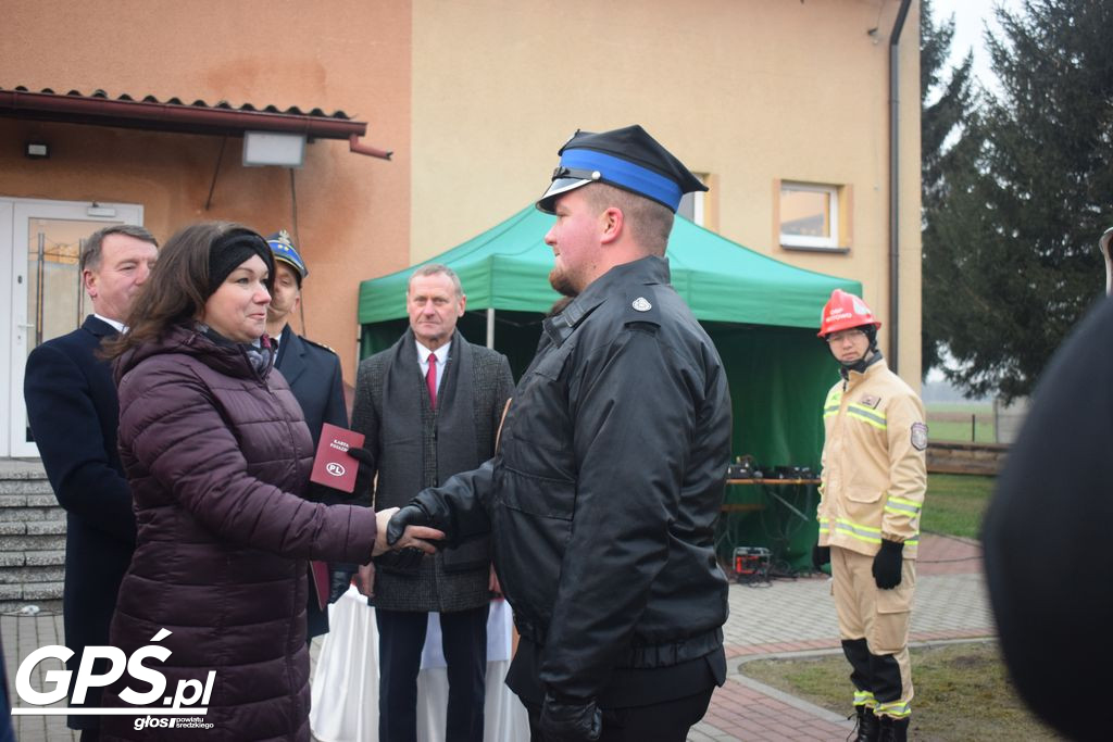 Przekazanie samochodu dla OSP Witowo