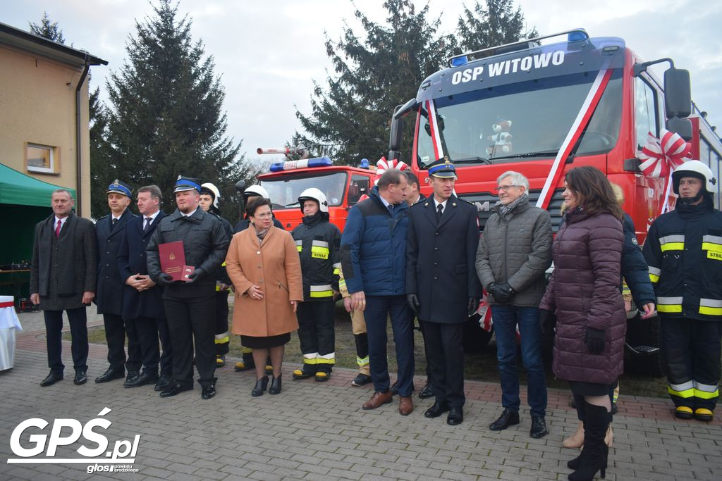 Przekazanie samochodu dla OSP Witowo