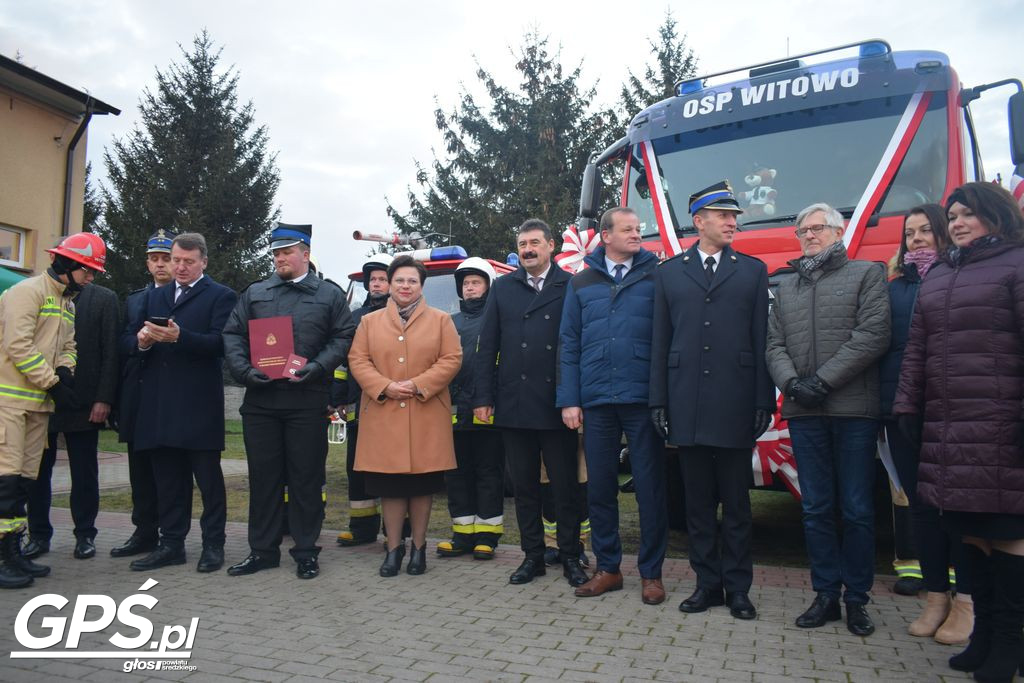 Przekazanie samochodu dla OSP Witowo