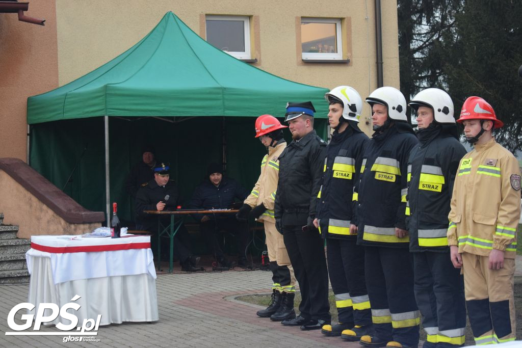 Przekazanie samochodu dla OSP Witowo