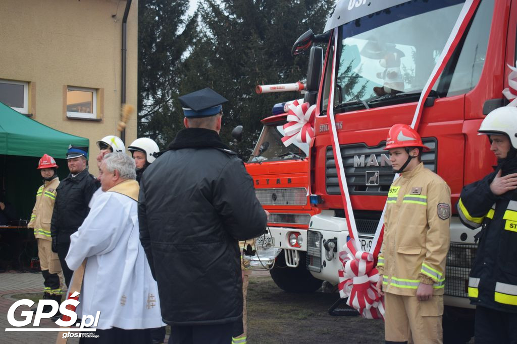 Przekazanie samochodu dla OSP Witowo