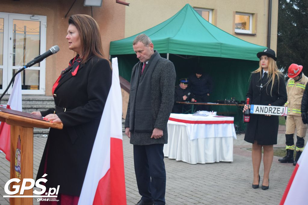 Przekazanie samochodu dla OSP Witowo