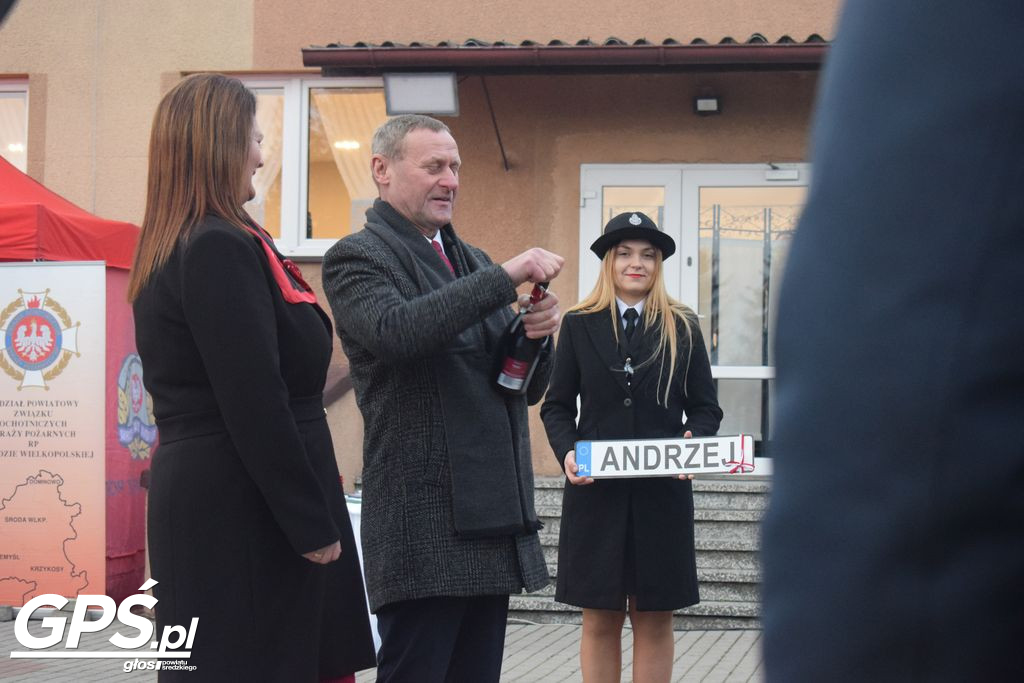 Przekazanie samochodu dla OSP Witowo