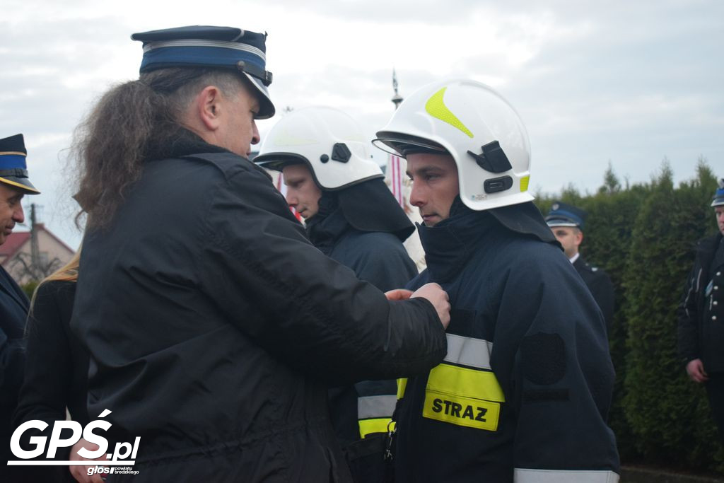 Przekazanie samochodu dla OSP Witowo
