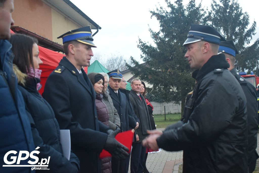Przekazanie samochodu dla OSP Witowo