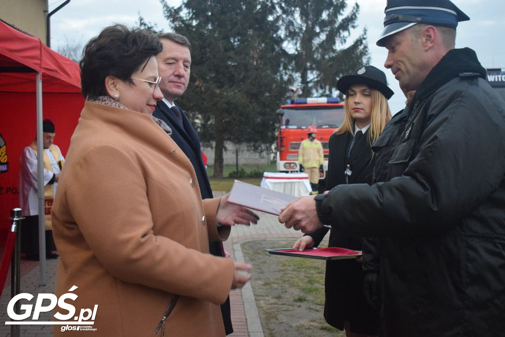 Przekazanie samochodu dla OSP Witowo