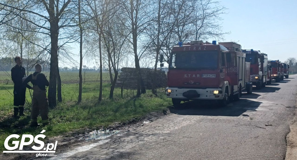 Ćwiczenia strażaków w Rogusku