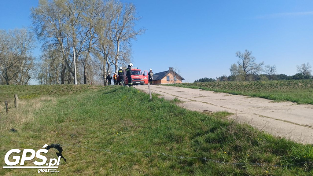 Ćwiczenia strażaków w Rogusku