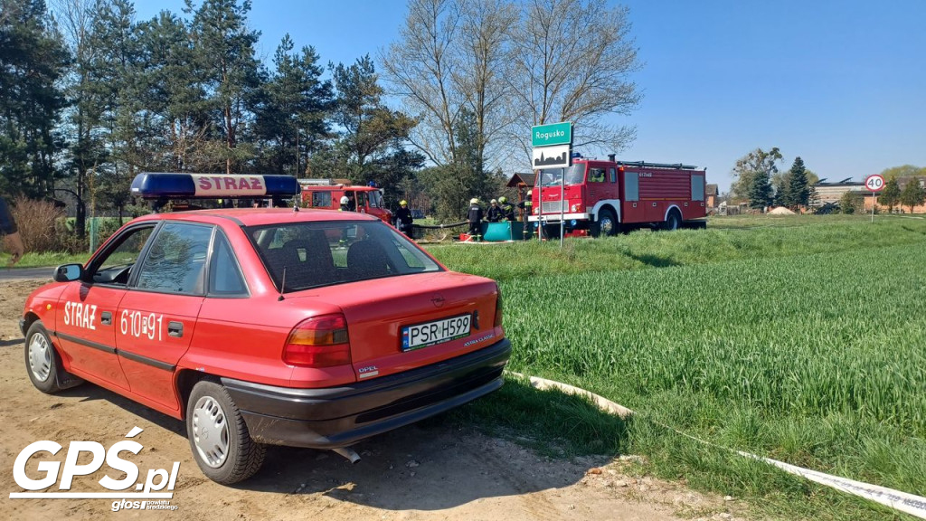 Ćwiczenia strażaków w Rogusku