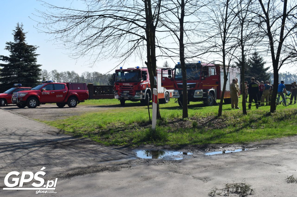 Ćwiczenia strażaków w Rogusku