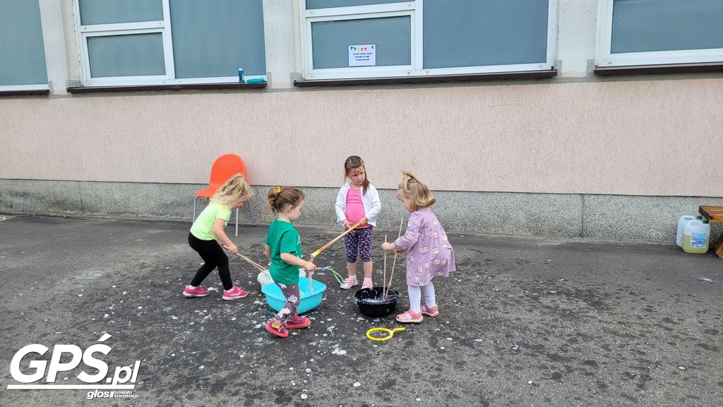 Festyn w Szkole Podstawowej w Słupi Wielkiej