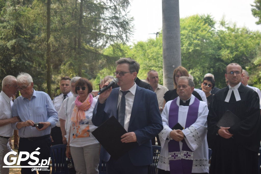 Odsłonięcie tablicy w Boguszynku