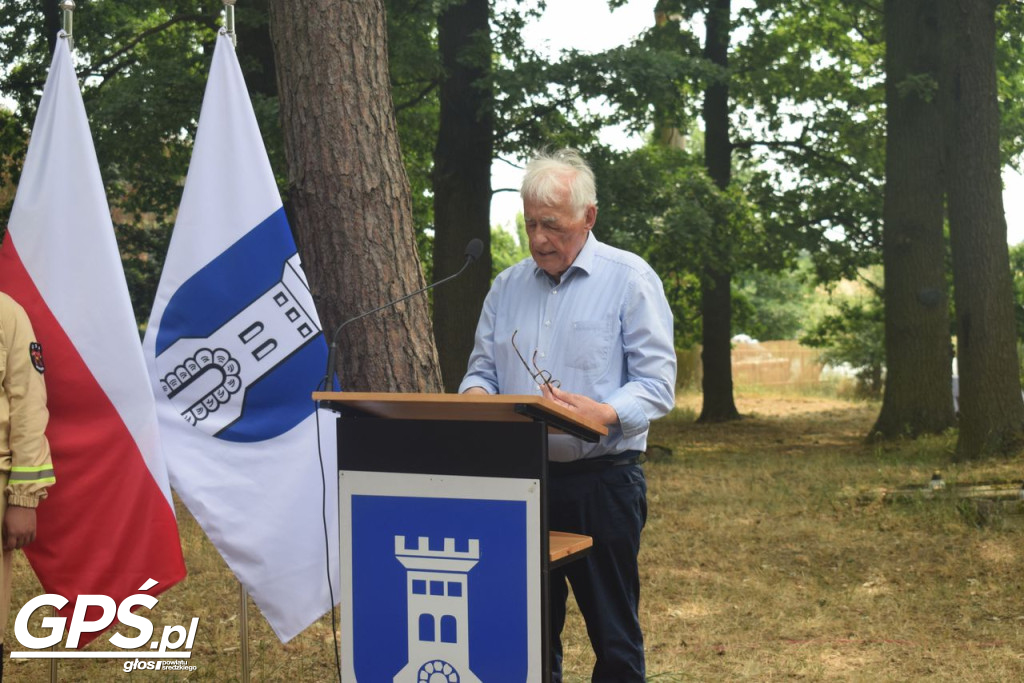 Odsłonięcie tablicy w Boguszynku