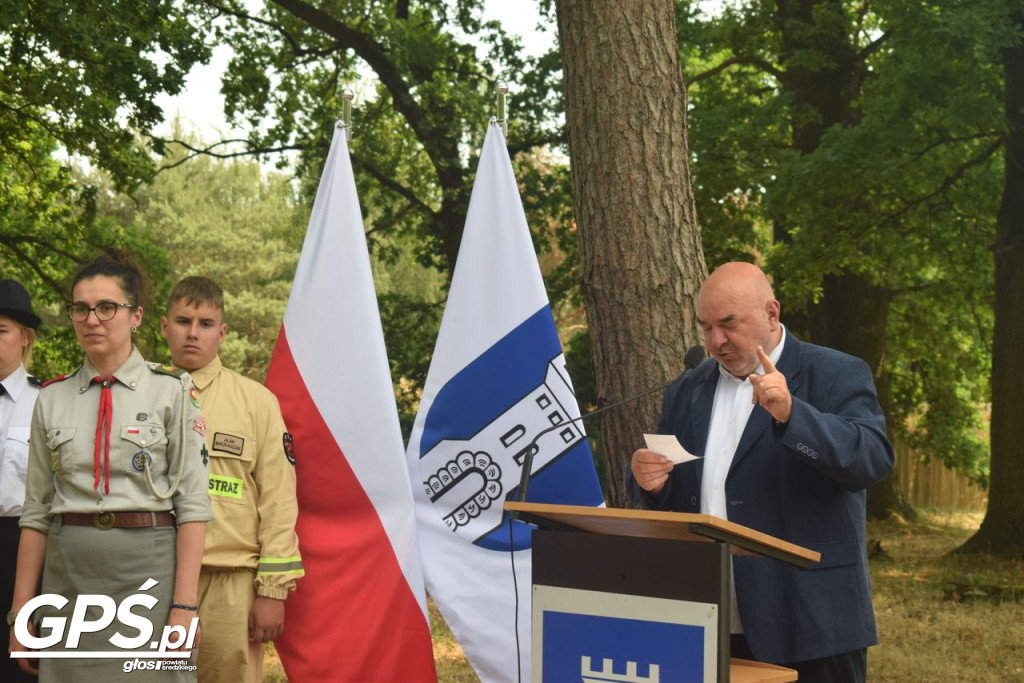 Odsłonięcie tablicy w Boguszynku