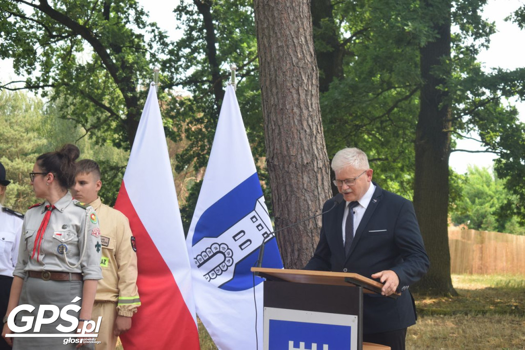 Odsłonięcie tablicy w Boguszynku