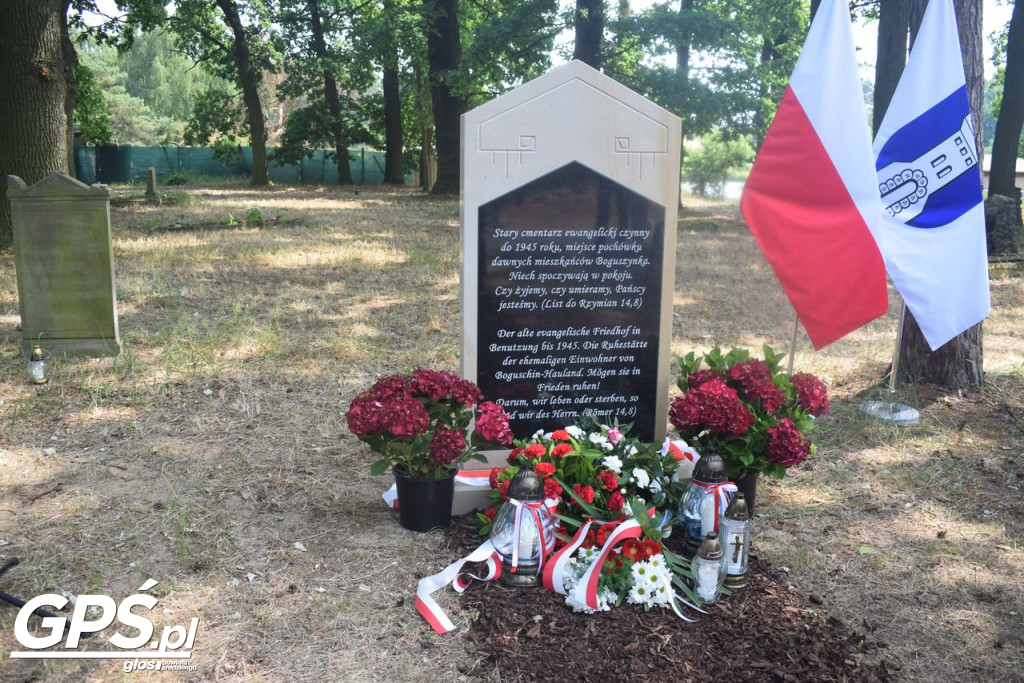 Odsłonięcie tablicy w Boguszynku