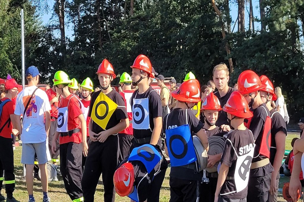 Powiatowe Zawody Sportowo-Pożarnicze w Krzykosach