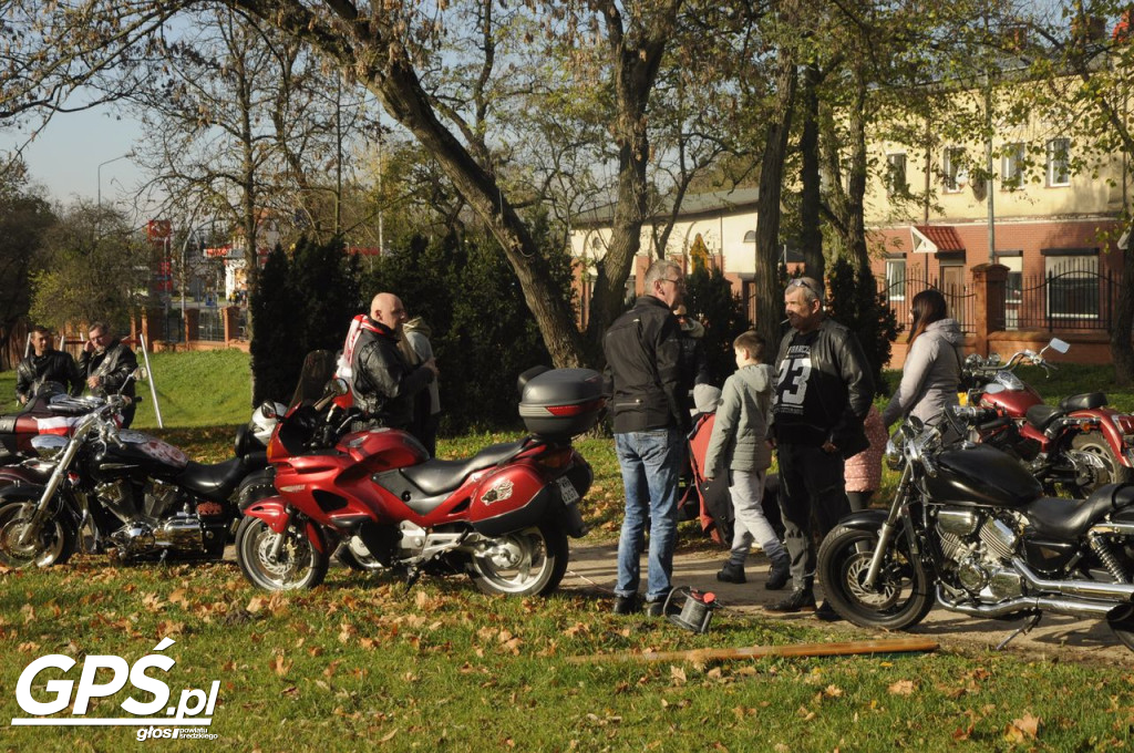 Motocykle w Miłosławiu. Parada 11 listopada