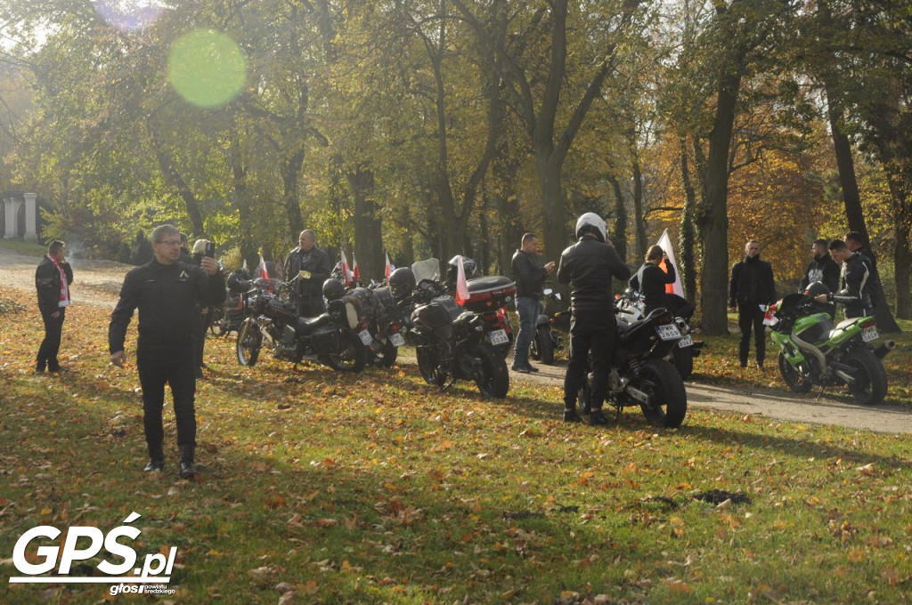 Motocykle w Miłosławiu. Parada 11 listopada