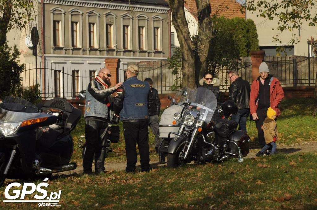 Motocykle w Miłosławiu. Parada 11 listopada