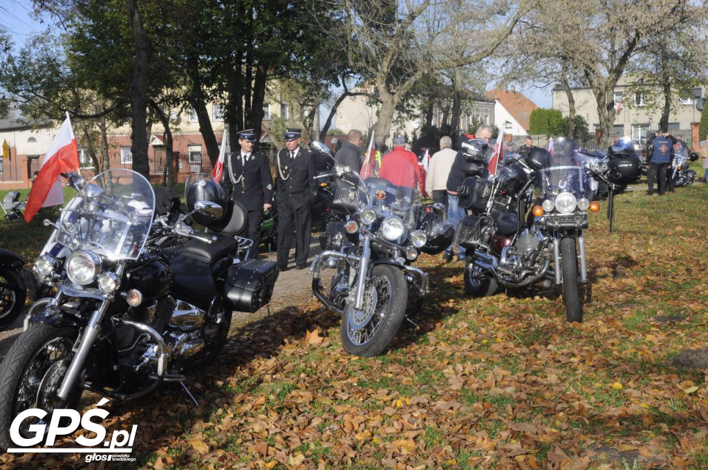 Motocykle w Miłosławiu. Parada 11 listopada