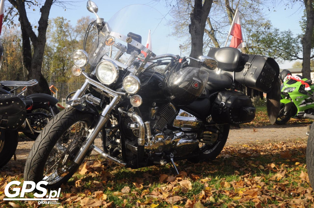 Motocykle w Miłosławiu. Parada 11 listopada