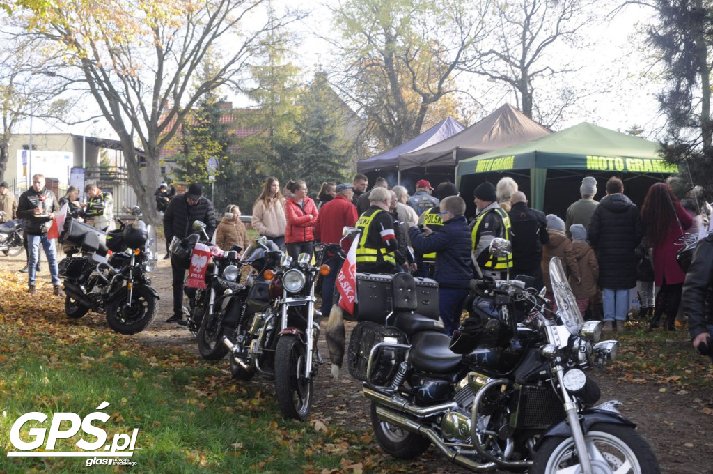 Motocykle w Miłosławiu. Parada 11 listopada