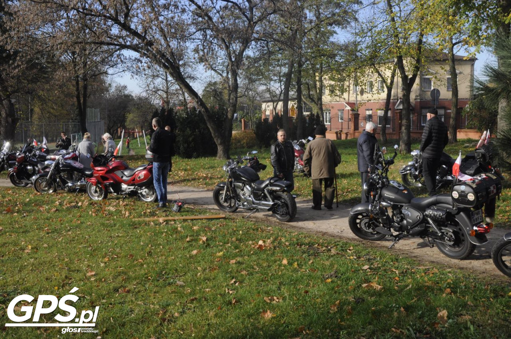 Motocykle w Miłosławiu. Parada 11 listopada