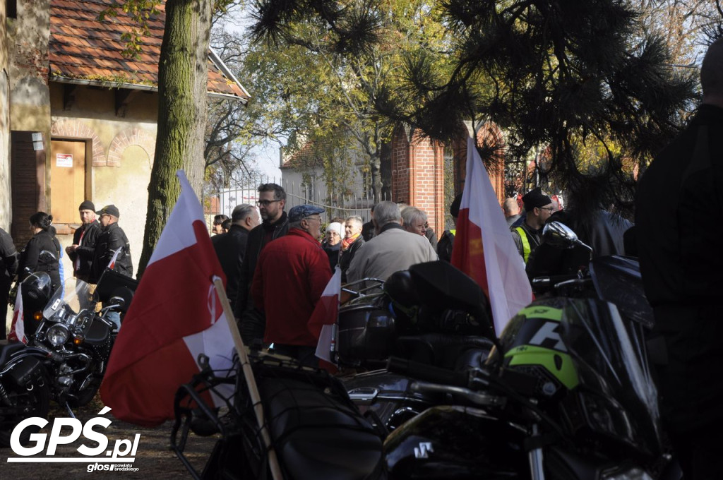 Motocykle w Miłosławiu. Parada 11 listopada