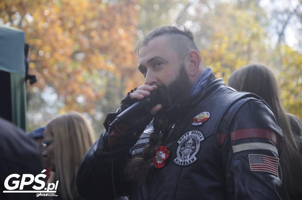 Motocykle w Miłosławiu. Parada 11 listopada