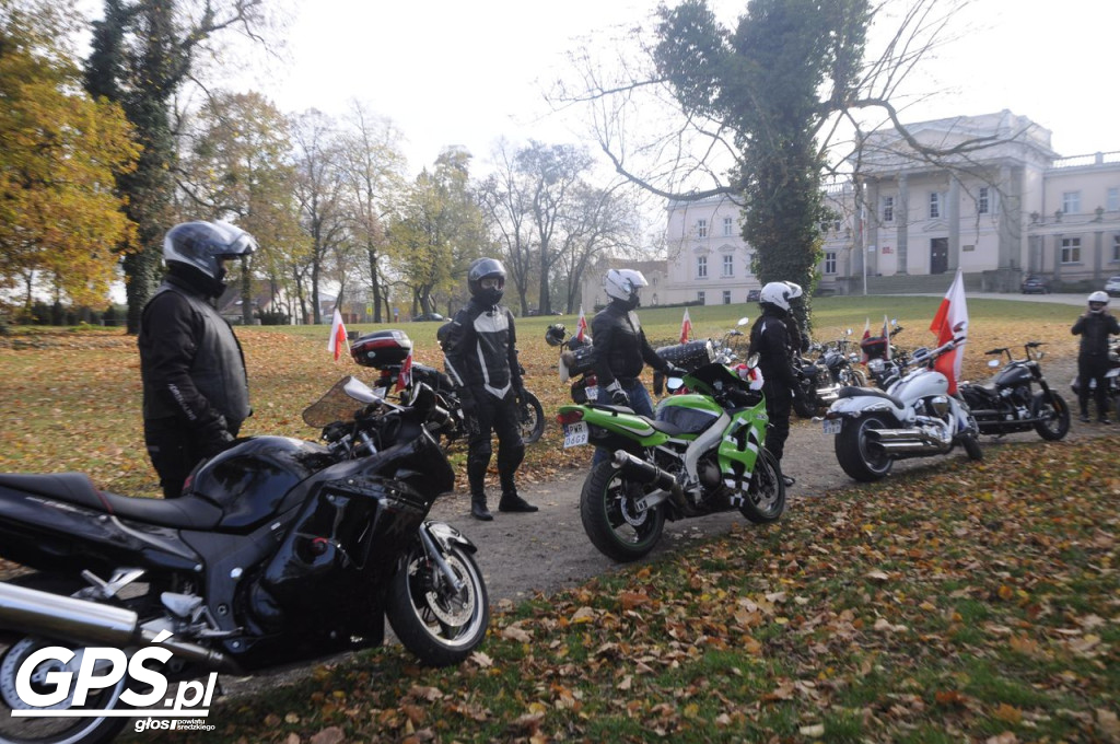 Motocykle w Miłosławiu. Parada 11 listopada