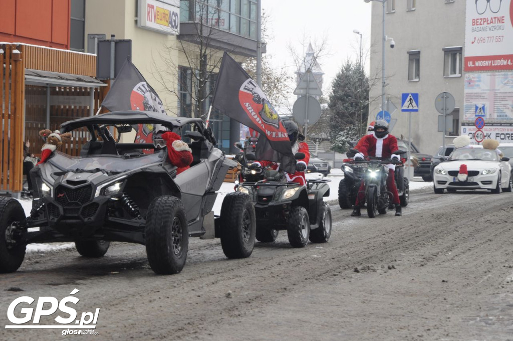 Moto Mikołaje przejechały ulicami Środy