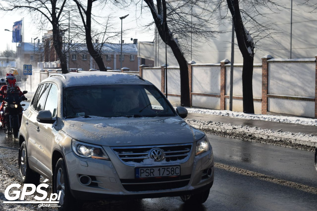 Moto Mikołaje przejechały ulicami Środy