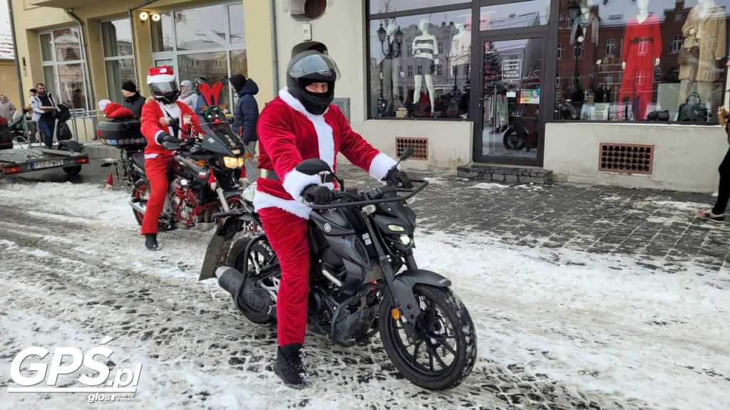 Moto Mikołaje przejechały ulicami Środy