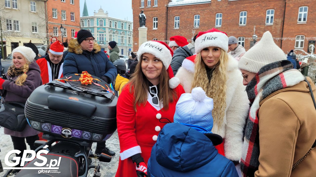 Moto Mikołaje przejechały ulicami Środy