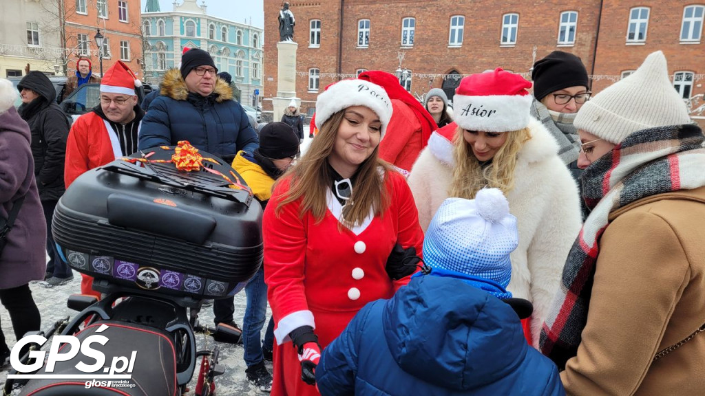 Moto Mikołaje przejechały ulicami Środy