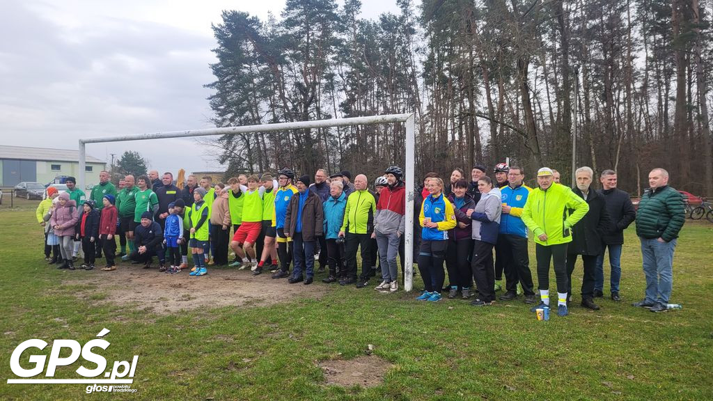 Mecz Kawalerowie-Żonaci i Rowerowy Nowy Rok