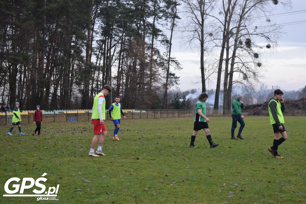 Mecz Kawalerowie-Żonaci i Rowerowy Nowy Rok