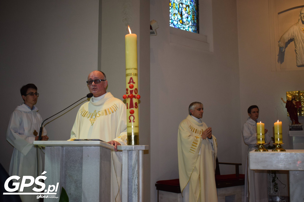 Odsłonięcie ławeczki księdza Wojciecha Raczkowskiego
