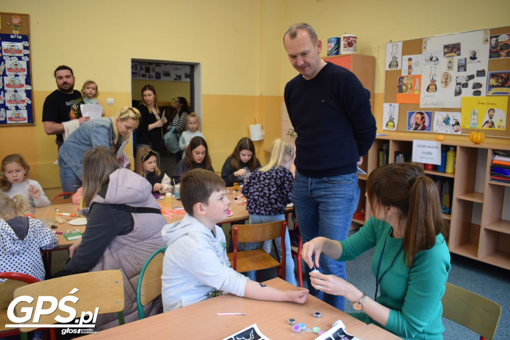 Festyn Naukowy w Szkole Podstawowej numer 3 w Środzie