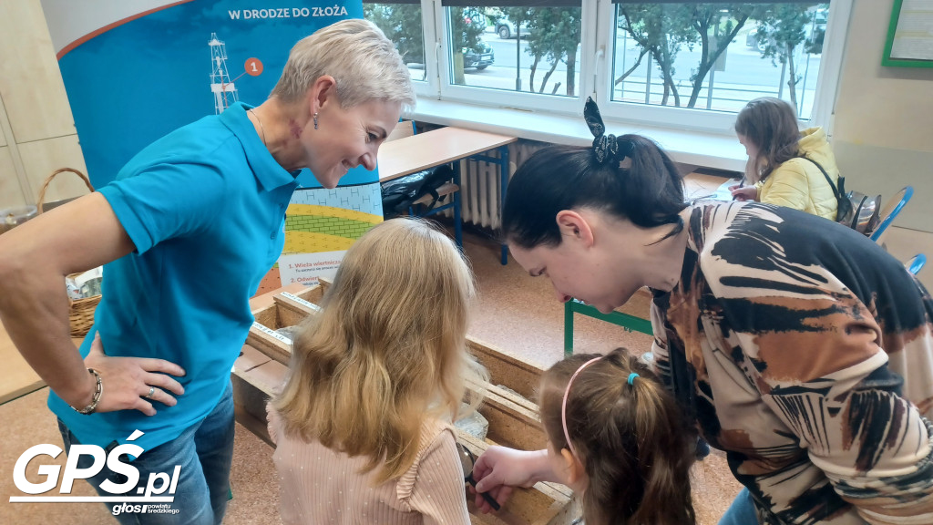 Festyn Naukowy w Szkole Podstawowej numer 3 w Środzie